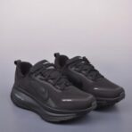 飞马-NK zoom Nike Air Zoom Vomero 18黑色