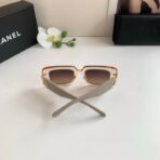 香奈儿（CHANEL）Square 系列双 C 标识透茶色方形太阳镜 - Imagem 2