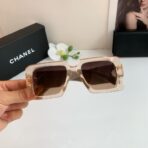 香奈儿（CHANEL）Square 系列双 C 标识透茶色方形太阳镜 - Imagem 3