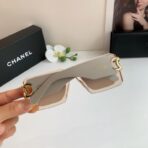 香奈儿（CHANEL）Square 系列双 C 标识透茶色方形太阳镜 - Imagem 4