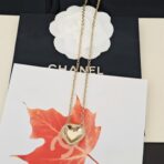 香奈儿（CHANEL）Vintage 系列心形双 C 镶钻项链 - Imagem 3