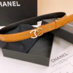 香奈儿（Chanel）棕色绗缝小牛皮双 C 链条扣女士腰带