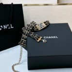香奈儿（Chanel）经典双 C 系列镂空白色logo黑金属链条双 C 扣饰腰带 - 图片 4
