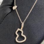 麒麟镂空中号镶钻葫芦项链