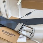 （Burberry）London 格纹系列蓝色双面格纹帆布皮革暗银色矩形针扣腰带 - 图片 3