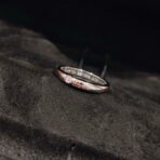 𝐂𝐚𝐫𝐭𝐢𝐞𝐫•卡地亚 𝐋𝐨𝐯𝐞 经典超窄版单钻字母戒指 - Image 4