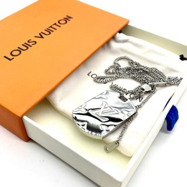 𝐋𝐨𝐮𝐢𝐬 𝐕𝐮𝐢𝐭𝐭𝐨𝐧路易威登男士MONOGRAM ECLIPSE铭牌项链