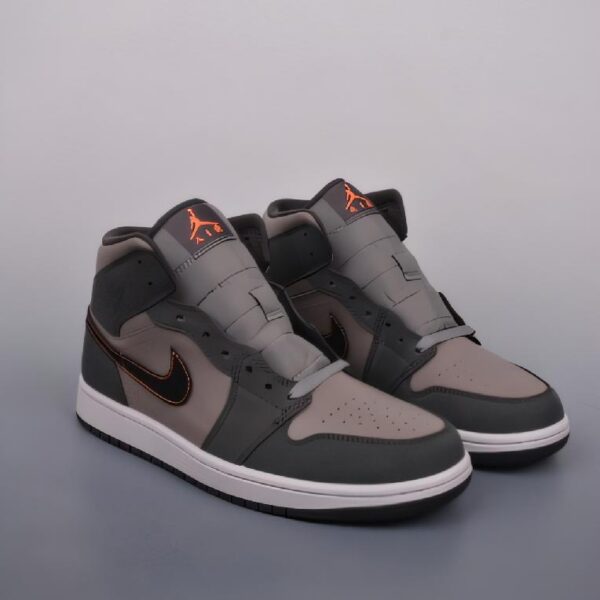 Air Jordan 1 Mid 黑灰 纯原系列
