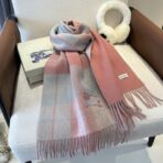 Burberry·巴宝莉双面围巾 灰红拼色 - Imagem 4