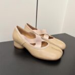 Masion Margiela MM6 马吉拉 秋季交叉绑带玛丽珍单鞋  杏色 - 图片 4