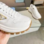 Prada Prax 01 系列运动鞋 白色 - Image 4