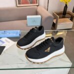 Prada Prax 01 系列运动鞋 黑色