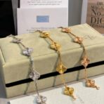 Van Cleef & Arpels 18K 黄金 Alhambra 多花四叶幸运草手链