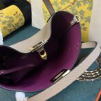 华伦天奴 Valentino Garavani Rockstud 粒面小牛皮托特包  灰色小号 - Imagem 3