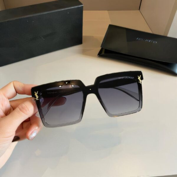 圣罗兰（Saint Laurent）SL M77 系列透明黑镜框金色 YSL 标识方形太阳镜