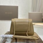 宝格丽（Bulgari）Serpenti Forever Maxi Chain 咖啡色小牛皮单肩包 - Imagem 3