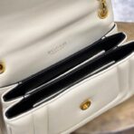 宝格丽（Bulgari）Serpenti Forever Maxi Chain 米白色小牛皮单肩包 - Imagem 4