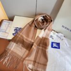 巴宝莉(Burberry)战马刺绣围巾 浅棕色 - Imagem 2