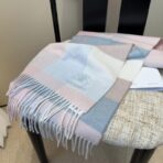 巴宝莉(Burberry)秋冬单品围巾 粉蓝拼色 - 图片 2