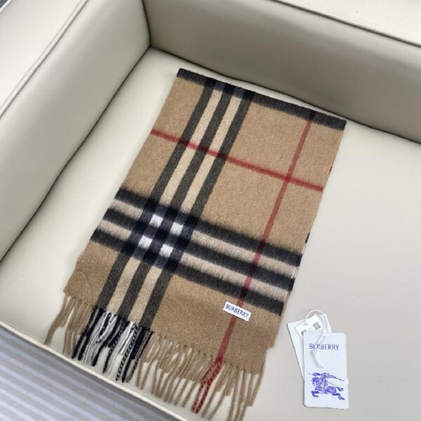 巴宝莉(Burberry)经典格子羊绒围巾 棕色