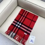 巴宝莉(Burberry)经典格子羊绒围巾 正红色