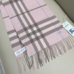 巴宝莉(Burberry)经典格子羊绒围巾 浅粉色 - Imagem 3