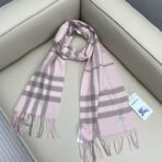 巴宝莉(Burberry)经典格子羊绒围巾 浅粉色 - Imagem 4
