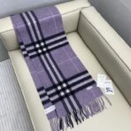 巴宝莉(Burberry)经典格子羊绒围巾 淡紫色 - Imagem 2