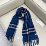 巴宝莉(Burberry)经典格子羊绒围巾 深蓝色 - Imagem 4