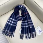 巴宝莉(Burberry)经典格子羊绒围巾 藏蓝色 - Imagem 3