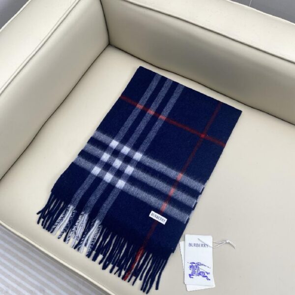 巴宝莉(Burberry)经典格子羊绒围巾 藏蓝色