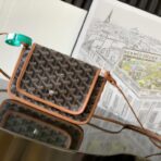 戈雅（Goyard）Belvedere Mini 系列深棕色 Goyardine 提花帆布棕褐色皮革包边迷你斜挎包