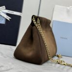 普拉达 (Prada)  土黄色小牛皮翻盖链条手袋 - Image 2