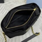 普拉达（PRADA）Re-Edition 2005 系列黑色尼龙菱格绗缝三角标链条斜挎包 - Image 2