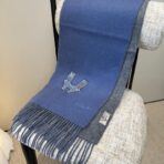 爱马仕(HERMES)H刺绣logo搭配双边配色围巾 蓝色 - 图片 2