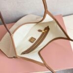 缪缪（Miu Miu）Ivy 系列浅米色织物配棕色皮革饰边标识托特包 - Image 3