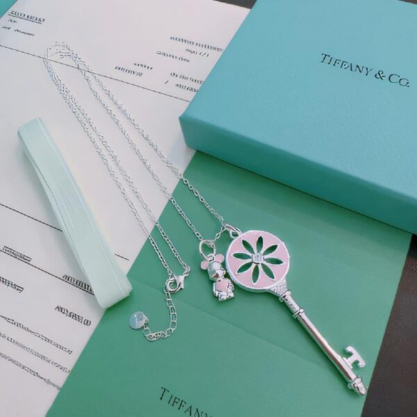 蒂芙尼（Tiffany & Co.）Keys 系列 925 银花朵镂空钥匙双链项链