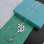 蒂芙尼（Tiffany & Co.）Keys 系列 925 银花朵镂空钥匙双链项链 - 图片 2